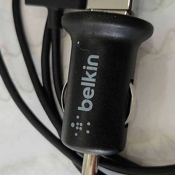 First Generation iPhone Charger - Picture 3 of 7